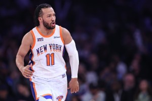 PP电子游戏官网-😎布伦森成为历史第四位至少5场季后赛都得到35分10助攻的球员