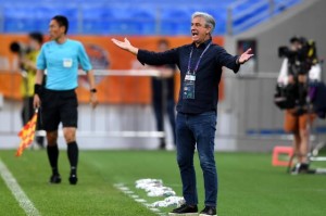 PP模拟器官网-乔迪体面重走岛城之旅 在理想和现实间他这次没输