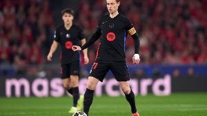 每体：巴萨效仿阿劳霍方式尝试续约德容，加入8000万欧解约金条款