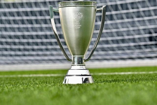 1717215844350021096.jpg U17亚洲杯冠军奖杯.jpg